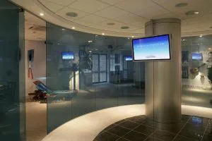 Single Glazed Frameless Glass Wall Partition Gallery 8