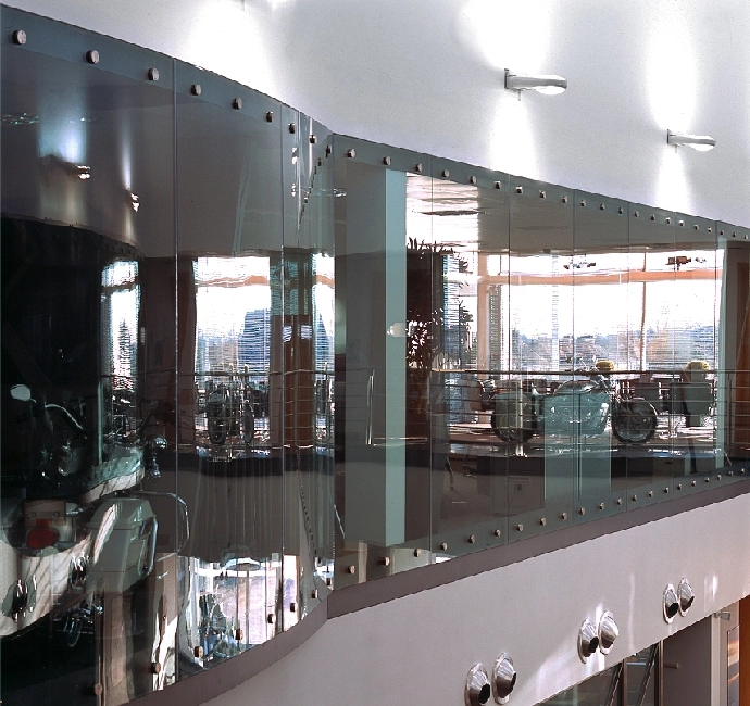 Harley-Davidson (18)