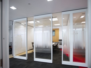Movare Double Glazed Movable Glass Partition Gallery 3
