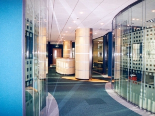 Acoustic Frameless Glass Wall Partition System Gallery 6