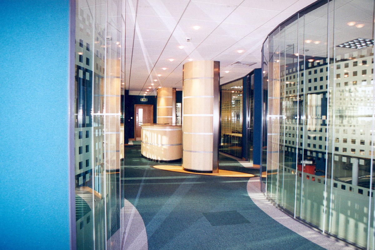 Acoustic Frameless Glass Wall Partition System Gallery 6