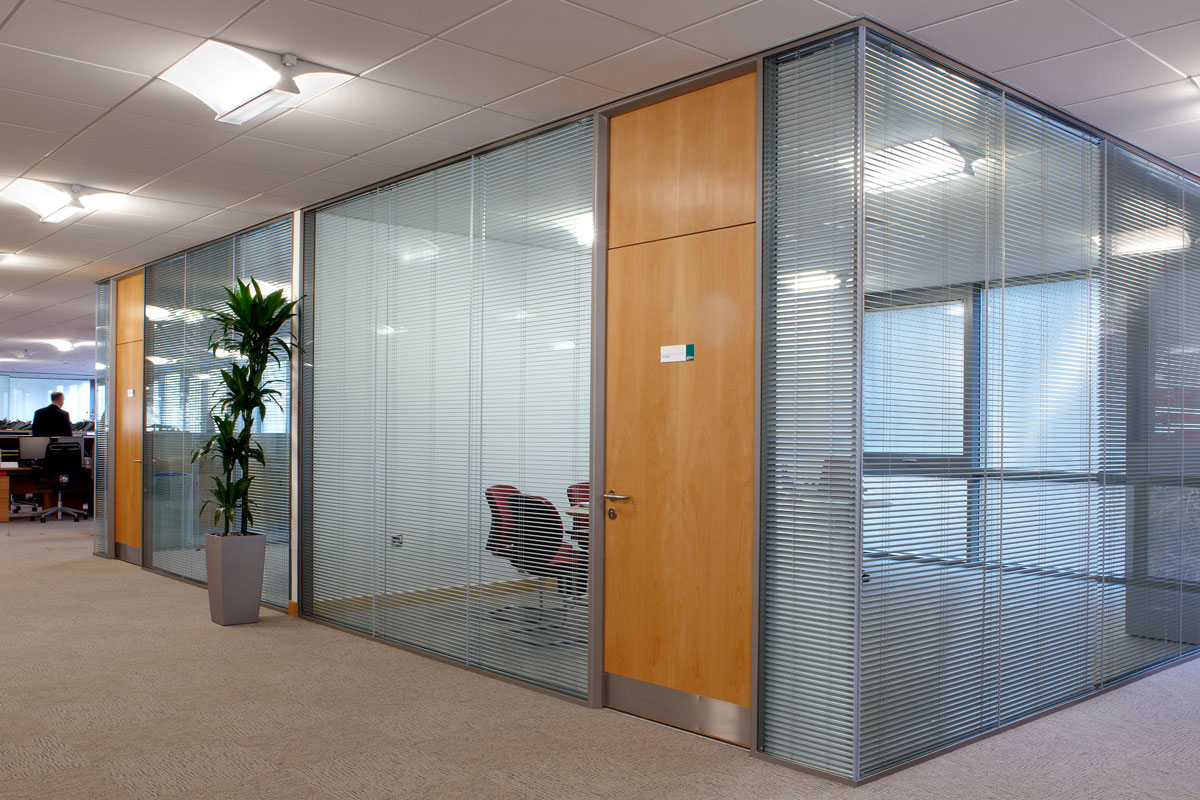 Frameless Conference Room Glass Walls