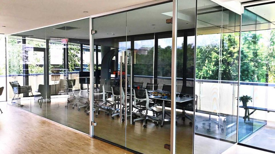 House of Sweden - Glass Wall Project - Avanti Systems USA