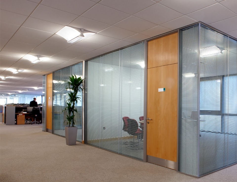Prefinished Wood Doors: 8 Reasons to Use Timber Doors in Your Office |  Avanti Systems